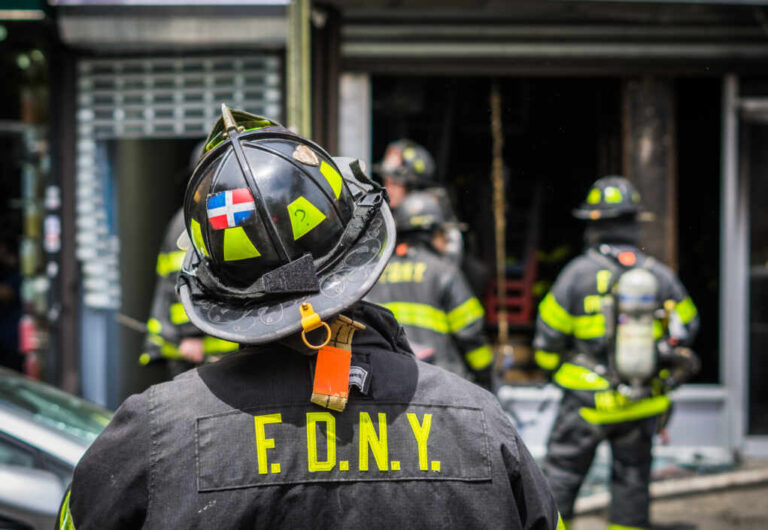 FDNY ‘Rope Technique’ Saves Lives In Dramatic Harlem Blaze | Republican