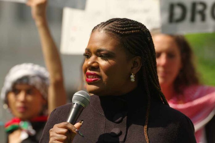 Washington,,Dc,-,April,20,,2022:,U.s.,Rep.,Cori,Bush
