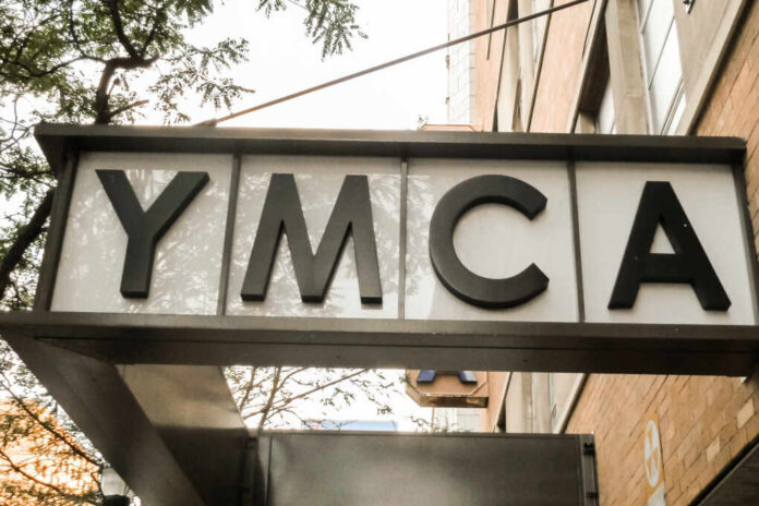 Syracuse,,New,York,State,,Usa,-,08-08-2010:,Ymca,Sign,And