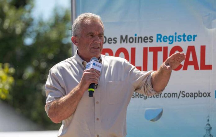 Des,Moines,,Iowa,,Usa,-,August,12,,2023:,Author,And