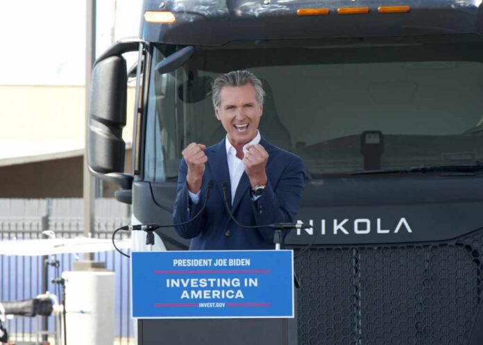 Oakland,,Ca,-,Aug,30,,2024:,Gavin,Newsom,Speaking,About