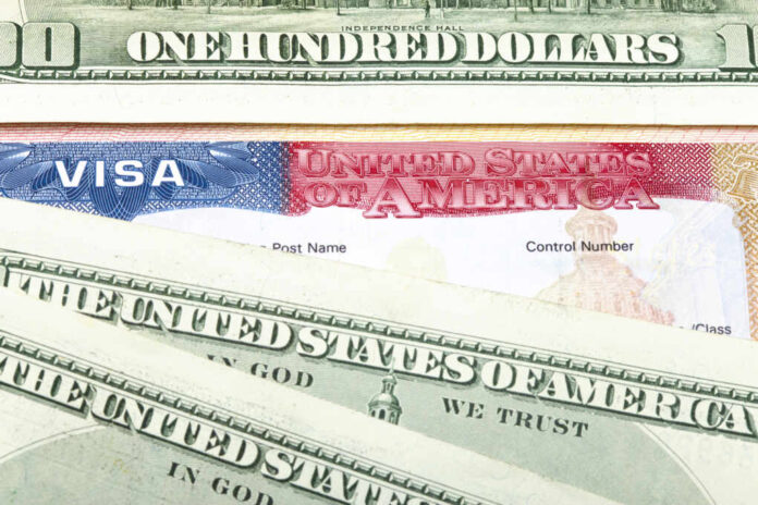 The,American,Visa,And,Us,Dollars