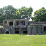 Explosive Threat Shuts Down Popular D.C. Park An abandoned military structure surrounded by greenery