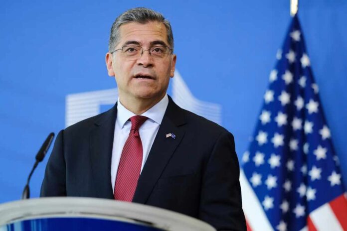 Eu,Commissioner,For,Health,Stella,Kyriakides,And,Xavier,Becerra,,Us