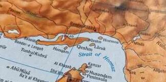 Hormuz Crisis Escalates Again Detailed map showing the Strait of Hormuz and surrounding regions
