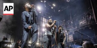 Singapore Bans Band Massive Attack for Displaying Palestinian Flag